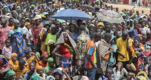Μοζαμβίκη: Σχεδόν 70.000 άνθρωποι εγκατάλειψαν τα σπίτια τους λόγω των…