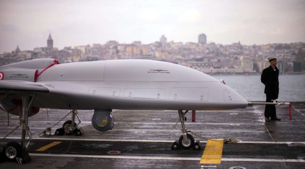 Το Κίεβο θα αγοράσει το τουρκικό μαχητικό ΚΑΑΝ – Θα λειτουργήσει και εργόστασιο τουρκικών drones στην Ουκρανία