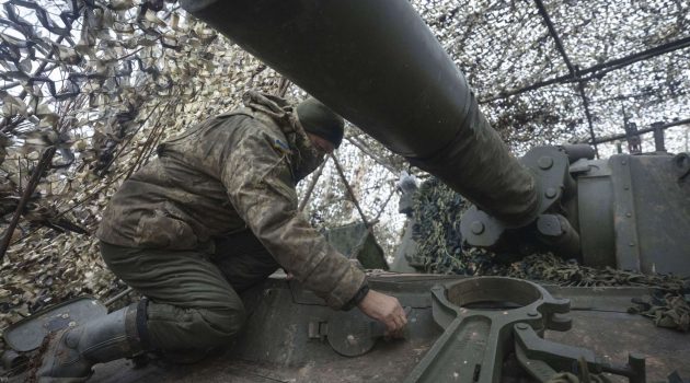 Ουκρανία: Η πιθανή απόλυση του στρατηγού Ζαλούζνι κρατά σε αγωνία την κοινή γνώμη