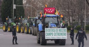 Ισπανία: Οι κινητοποιήσεις των αγροτών θα συνεχιστούν μέχρι τις 26…