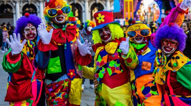 Τριήμερο Καθαράς Δευτέρας: Πόσο κοστίζει το καρναβάλι για μια οικογένεια σε δημοφιλείς προορισμούς