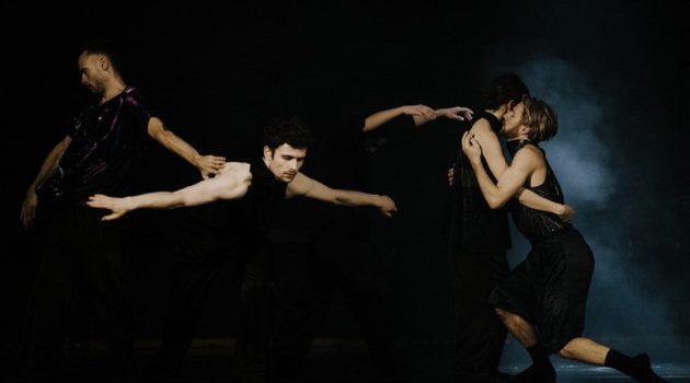 Strata: Χορευτική κατάδυση στα βάθη του εαυτού, από τον Ηλία Μπαγεώργο και την ομάδα DANCE Athens