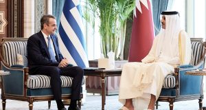 Ενίσχυση της διμερούς συνεργασίας με το Κατάρ συμφώνησαν Κ. Μητσοτάκης…