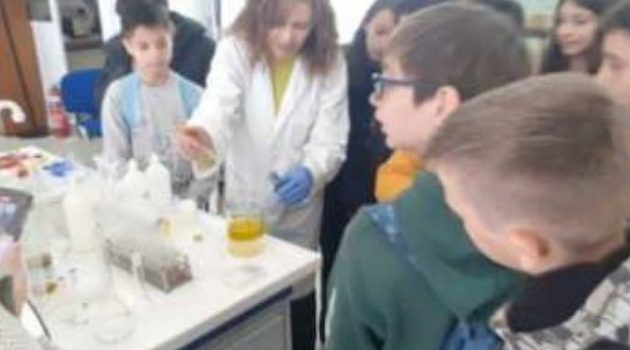 Αγρίνιο: Το 2ο Δημοτικό Σχολείο Παναιτωλίου στο… Πανεπιστήμιο για πειράματα! (Photos)