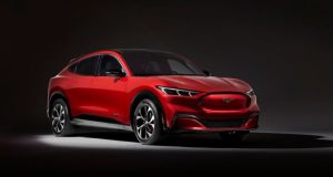 Νέες εκδόσεις και αναβαθμίσεις για το ηλεκτρικό SUV Ford Mustang…