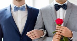 Δημοσιεύτηκε η πρώτη αγγελία γάμου ομόφυλου ζευγαριού στην Ελλάδα