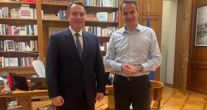 thanasis-papathanasis-kai-kyriakos-mitsotakis-gia-tin-kathimerinotita-ton-politon
