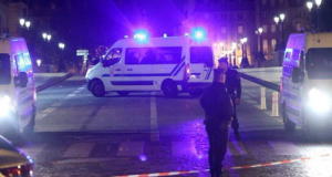 Παρίσι: Επίθεση με μαχαίρι – Συνελήφθη ο δράστης (Video)