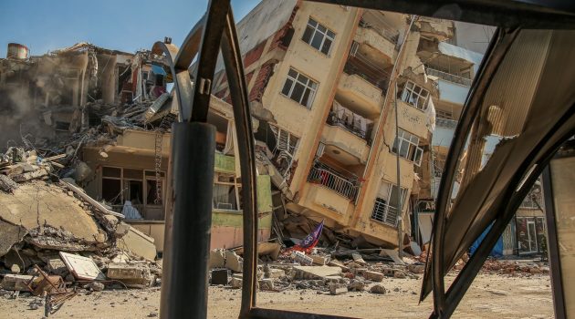 Τουρκία: Εκδηλώσεις μνήμης για τον σεισμό της 6ης Φεβρουαρίου 2023 – Σε 65 δευτερόλεπτα χάθηκαν 53.537 ζωές