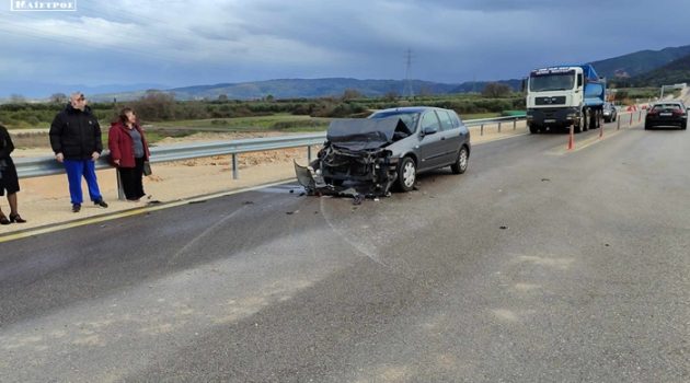 Δρυμός Βόνιτσας: Συνοδηγός οχήματος τραυματίστηκε ελαφρά (Photos)