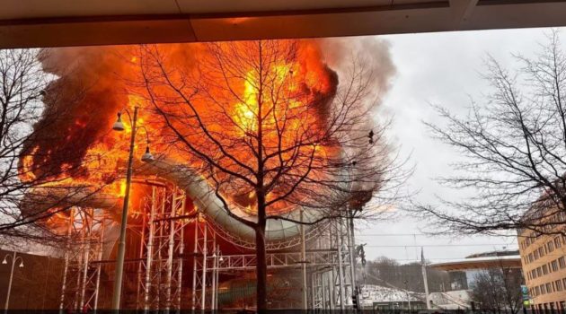 Σουηδία: Δώδεκα ελαφρά τραυματίες από την πυρκαγιά στο μεγαλύτερο πάρκο αναψυχής στη χώρα