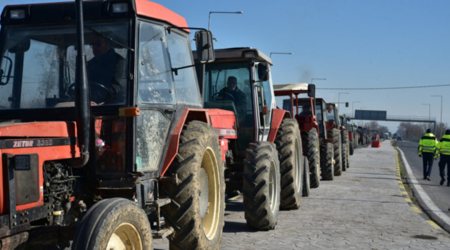 Μετρούν αντίστροφα για την κάθοδο στην Αθήνα οι αγρότες – Συνεχίζονται οι διαβουλεύσεις