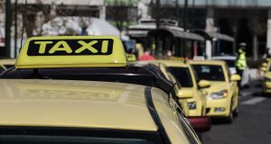 Μετ΄ εμποδίων οι μετακινήσεις: Χωρίς ταξί σήμερα, πώς θα κινηθούν…