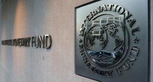 Το ΔΝΤ προβλέπει μια «προκλητική» πορεία προς τη δημοσιονομική σταθεροποίηση…