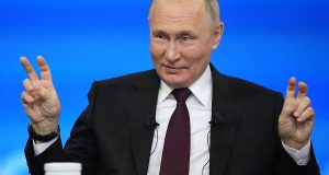Β. Πούτιν: Εκφράζει λύπη που η Ρωσία δεν ξεκίνησε νωρίτερα…