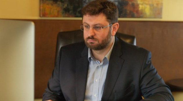 Κώστας Ζαχαριάδης: «Ο Μητσοτάκης δεν μπορεί να πείσει τη ΝΔ για το νομοσχέδιο για τα ομόφυλα ζευγάρια»