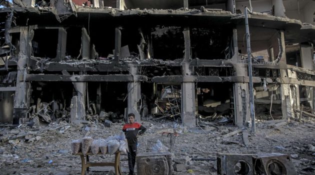 Γάζα: Δεύτερη ημέρα διαπραγματεύσεων για επίτευξη εκεχειρίας – Στους 30.534 οι νεκροί στον θύλακα, λέει η Χαμάς