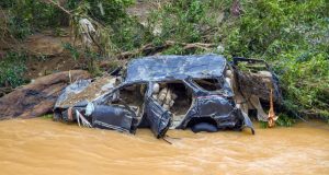 Ινδονησία: Τουλάχιστον 18 νεκροί και 5 αγνοούμενοι από πλημμύρες στο…