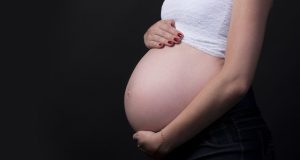 Η πρώτη εγκυμοσύνη στην Ελλάδα μετά από μεταμόσχευση κρυοσυντηρημένου ωοθηκικού…
