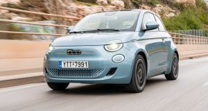 Έκπτωση έως 6.000 ευρώ για το ηλεκτρικό 500αράκι της Fiat…