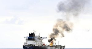 ΗΠΑ: Οι Χούθι επιτέθηκαν εναντίον του φορτηγού πλοίου Pinocchio στην…