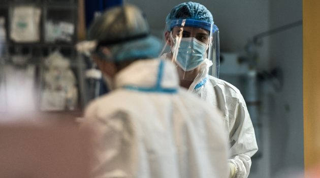DW: Η Γερμανία ετοιμάζει νοσοκομεία για στρατιωτική σύρραξη
