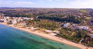 ΤΑΙΠΕΔ: Ξεκινά ο διαγωνισμός για ακίνητο στην παραλία Αγίας Τριάδας…