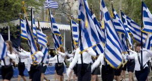 i-perifereia-tima-tin-epanastasi-tou-1821-sta-kalavryta-o-farmakis-sto-agrinio-o-katsakioris