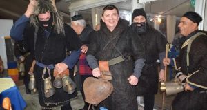 Αστακιώτικο Καρναβάλι: Στους «τσελιγκάδες» και ο Δήμαρχος Ξηρομέρου (Videos –…