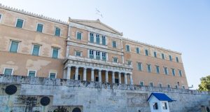 Στο «κόκκινο» η κόντρα ΝΔ -ΣΥΡΙΖΑ για την εισαγγελική έρευνα…