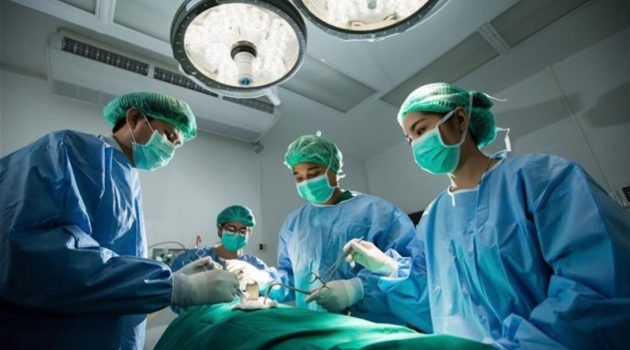 Νοσοκομειακοί γιατροί: Στάση εργασίας και συγκέντρωση στο υπουργείο Υγείας στις 27 Μαρτίου για τα απογευματινά χειρουργεία