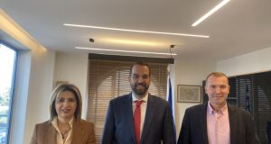 enosi-xenodochon-aitoloakarnanias-apolyti-ikanopoiisi-apo-ti-synantisi-me-ton-nektario-farmaki-photos