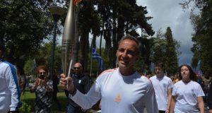 o-nikos-aliagas-oneirevetai-monimi-epistrofi-stin-ellada-meta-ti-syntaxiodotisi-tou-video