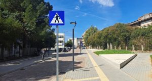 agrinio-dothike-stin-kykloforia-i-odos-mavili-photos