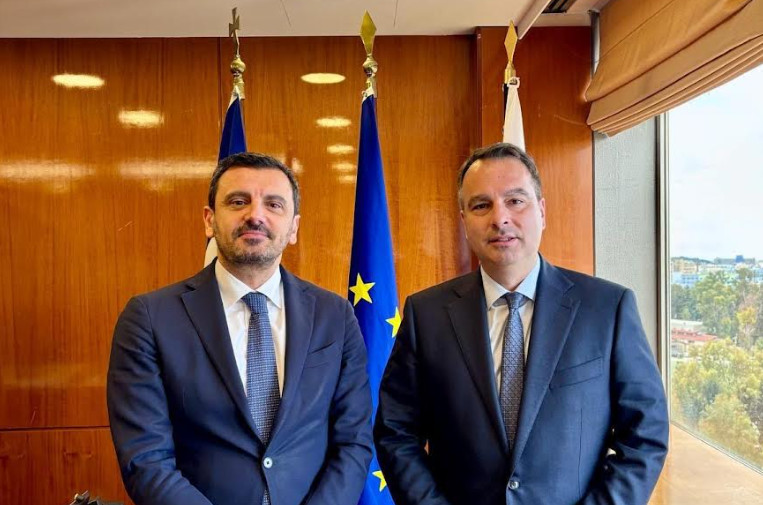 papathanasis-nikolakopoulos-gia-ti-veltiosi-tis-asfaleias-ston-aerolimena-aktiou