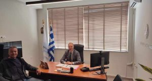o-antiproedros-tis-d-e-y-a-i-p-mesolongiou-me-ton-antiperifereiarchi-niko-katsakiori