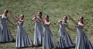 archaia-olybia-live-i-teleti-afis-tis-olybiakis-flogas