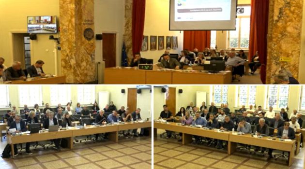 Αγρίνιο: Live η διπλή Συνεδρίαση του Δημοτικού Συμβουλίου