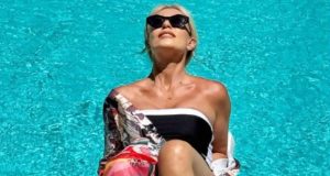 maria-bakodimou-stous-paxous-etheathi-gia-ta-prota-tis-bania-i-mesologitissa-photos