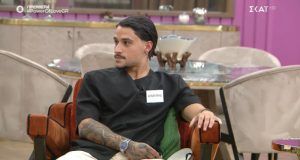 power-of-love-o-agriniotis-dimitris-kourtas-thelei-na-valei-gkol-stis-kardies-ton-gynaikon-video