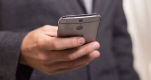 Απατεώνες στο Αγρίνιο κάλεσαν επιχειρηματία της πόλης και προσποιήθηκαν πως ήταν ο Δήμαρχος με απώτερο σκοπό την εξαπάτηση