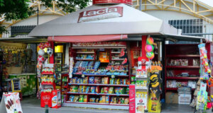 Στο Αγρίνιο τις βραδινές ώρες της 11ης Φεβρουαρίου άγνωστοι αφαίρεσαν προϊόντα χιλιάδων ευρώ από... περίπτερο!
