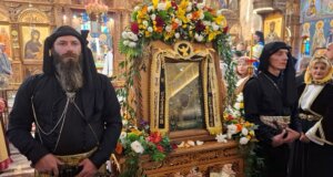 Ο Άγιος Κωνσταντίνος Αγρινίου ενημερώνει πως συνεχίζεται με μεγάλη προσέλευση το Προσκύνημα στην Παναγία Σουμελά