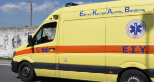 Στο Αιτωλικό μια 75χρονη γυναίκα παρασύρθηκε το πρωί της Πέμπτης, 29 Μαΐου 2025 από φορτηγό και χτύπησε στο πόδι.