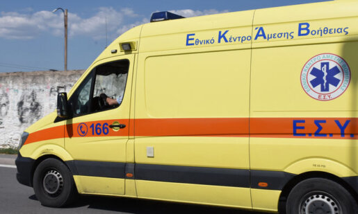 Στο Αιτωλικό μια 75χρονη γυναίκα παρασύρθηκε το πρωί της Πέμπτης, 29 Μαΐου 2025 από φορτηγό και χτύπησε στο πόδι.
