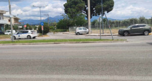 Στο Αγρίνιο το μεσημέρι της 12ης Μαΐου σημειώθηκε τροχαίο ατύχημα σε παράδρομο της Εθνικής Οδού στην είσοδο της πόλης.