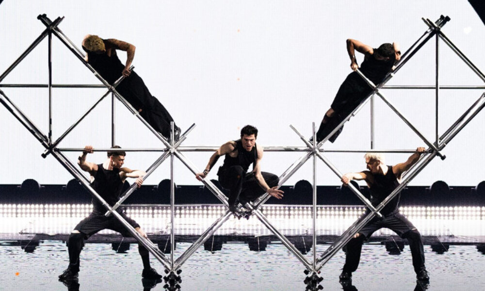 Η Eurovision 2025 ξεκίνησε για τα καλά, ο Theo Evan πραγματοποίησε τη δεύτερη τεχνική πρόβα και τα πλάνα της Κύπρου είναι εντυπωσιακά.