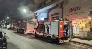 Στο Αγρίνιο αργά το βράδυ της 22ης Μαΐου υπήρξε κινητοποίηση της Πυροσβεστικής Υπηρεσίας για φωτιά σε διαμέρισμα στα Καραπανέϊκα.