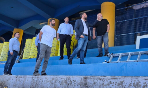 Ο Νεκτάριος Φαρμάκης επισκέφθηκε το Γήπεδο του Παναιτωλικού και η κουβέντα κινήθηκε γύρω από τα έργα αλλά και τα 100 χρόνια.