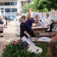 Στο Αγρίνιο και συγκεκριμένα στα Καλύβια αναβίωσε το πρωί του Σαββάτου (31/05) το έθιμο του πλυσίματος των προικιών.